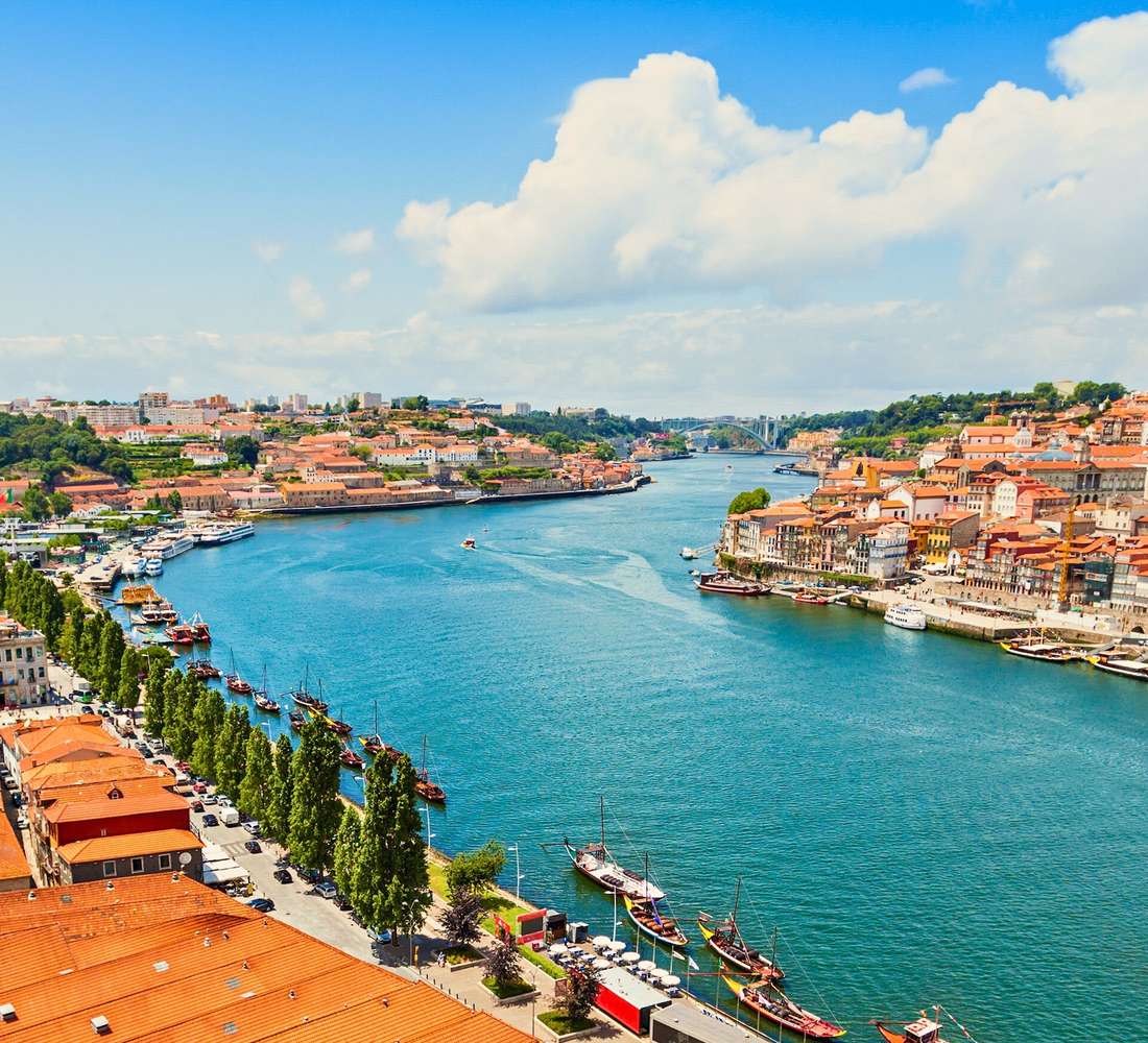 Passeios de ônibus hop-on hop-off em Porto, Portugal — Ônibus abertos, principais atrações e cancelamento gratuito em 2026